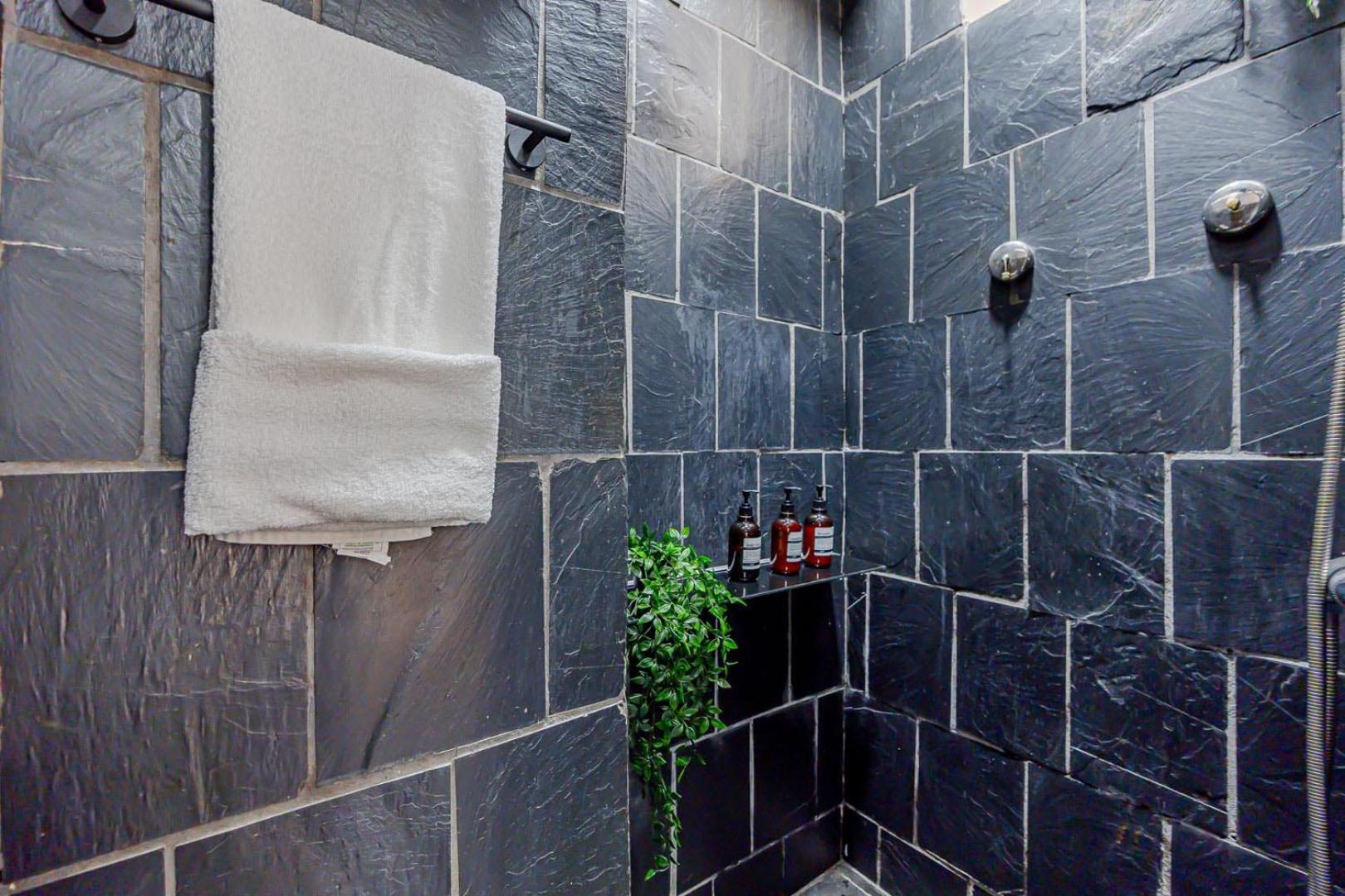 Increible Loft A 5 Min Del Retiro & Wizink Apartment Madrid Bagian luar foto